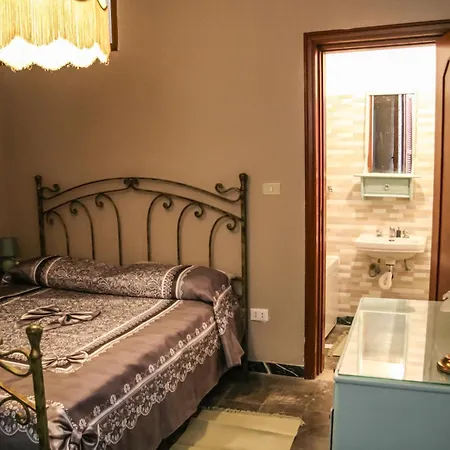 Apartment Brother's *